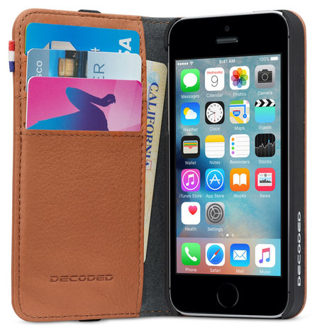 Hubert Hudson Appal Respectvol Decoded Leather Wallet iPhone SE / 5S hoesje Bruin - Appelhoes