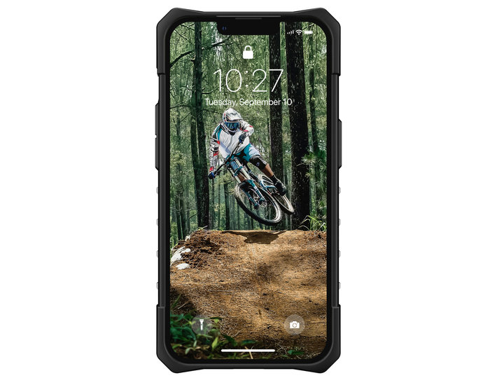 UAG Plasma iPhone 13 Pro hoesje Doorzichtig