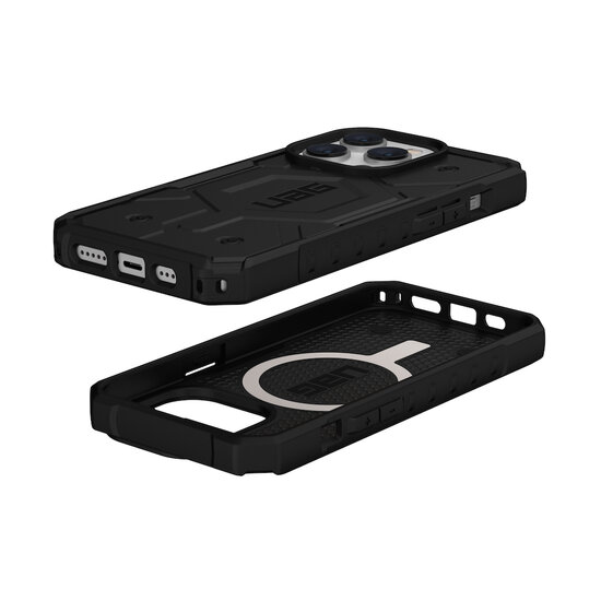 UAG Pathfinder MagSafe iPhone 14 Pro hoesje zwart 