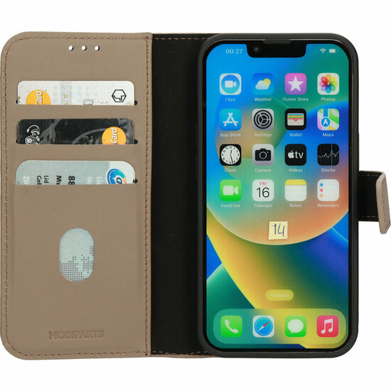 Mobiparts leren 2 in 1 Wallet iPhone 14 hoesje taupe