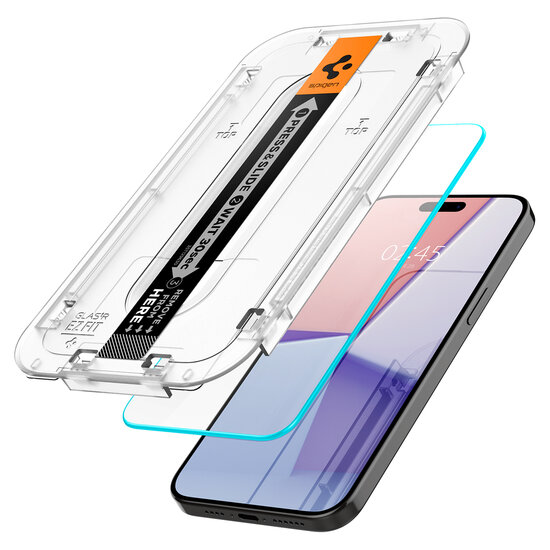 Spigen GlastR EZ Fit iPhone 15 Pro glazen screenprotector 1 pack