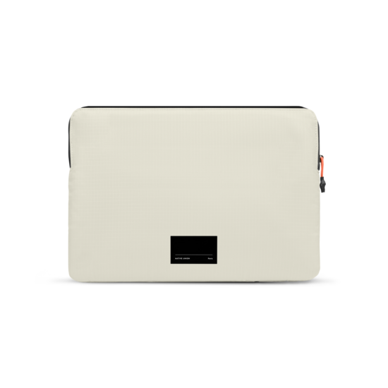 Native Union Air MacBook 15 / 16 inch sleeve sandstone