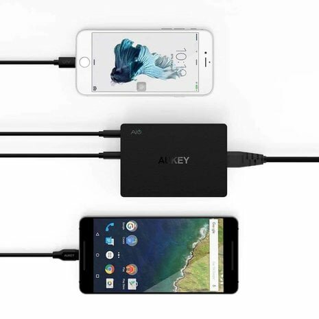 Aukey Titan 60 watt USB-A thuis oplader Zwart