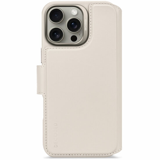 Decoded leren 2 in 1&nbsp;Wallet iPhone 16 Pro Max hoesje beige