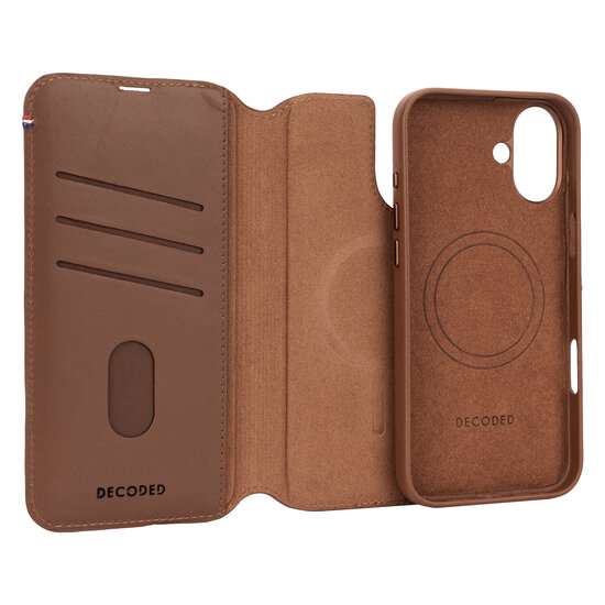 Decoded leren 2 in 1&nbsp;Wallet iPhone 16 Plus hoesje tan