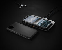 Nomad Leather Rugged iPhone 11 Pro hoesje Zwart