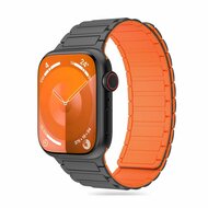 Tech Protection Magnetic Apple Watch 49 / 45 / 42 mm bandje titanium / oranje