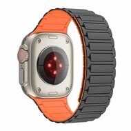 Tech Protection Magnetic Apple Watch 49 / 45 / 42 mm bandje titanium / oranje