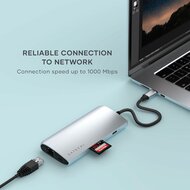 Satechi USB-C MultiPort V3 adapter 8K USB-C hub zilver