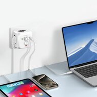 TechProtection PowerSocket verlengstekker met 2 USB-A, 2 USB-C en 3 Euro stekkers