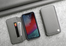 Moshi Overture iPhone XR hoesje Zwart