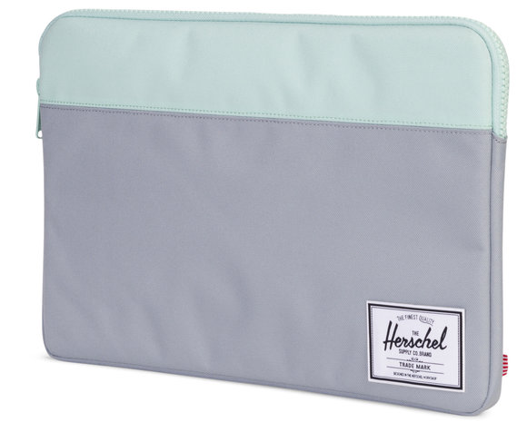 Herschel Anchor Macbook 13 inch USB-C sleeve Quarry