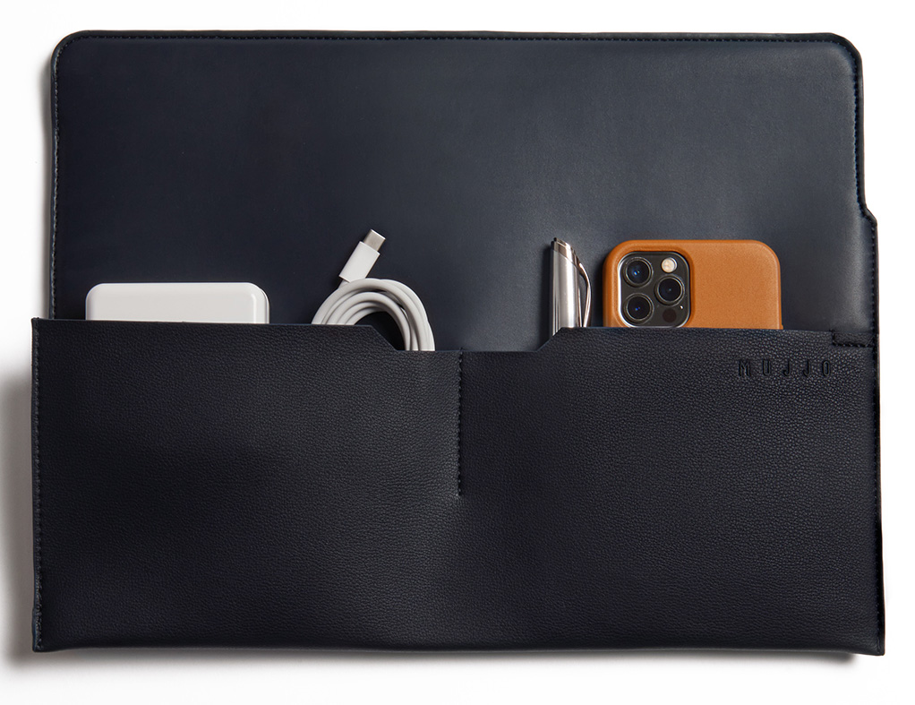 Mujjo Envoy leren MacBook Pro 14 inch sleeve navy